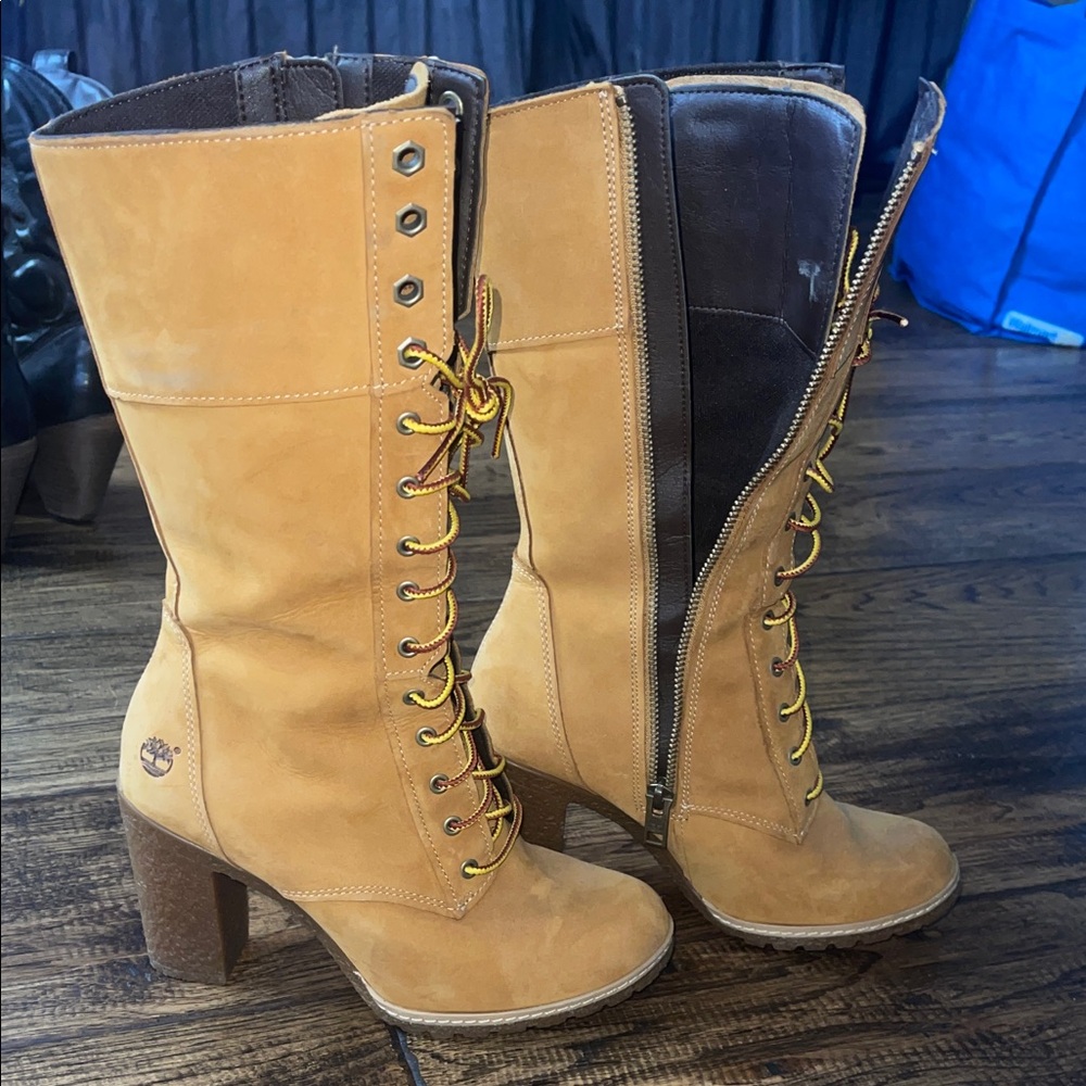 Timberland Women's Lace-Up Tan Boots